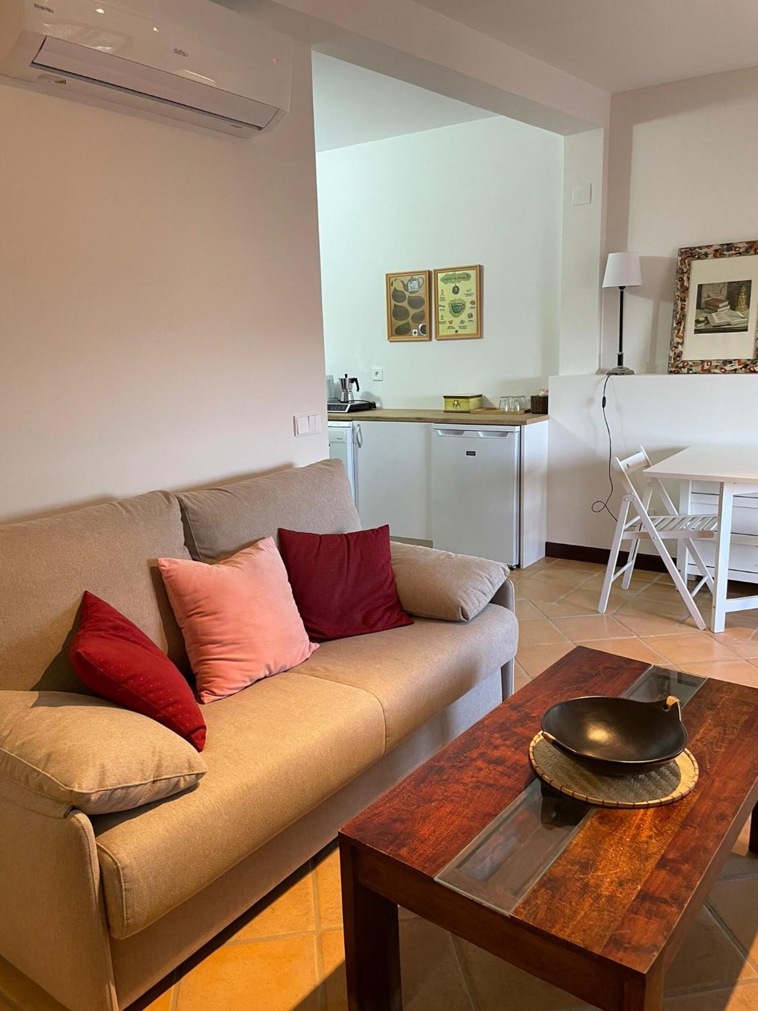 Apartamentos Turisticos La Vida De Antes Консуэгра Номер фото