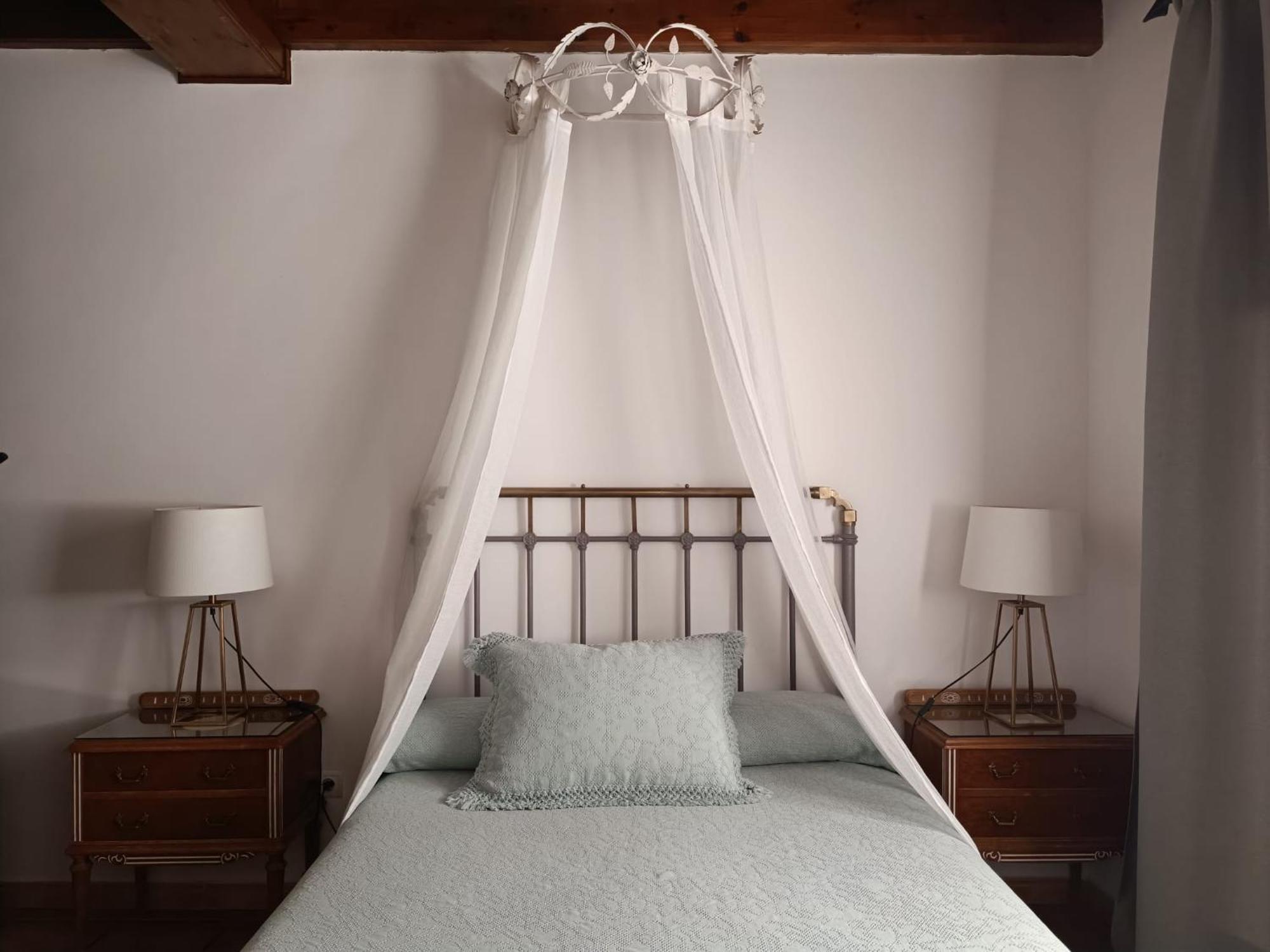 Apartamentos Turisticos La Vida De Antes Консуэгра Экстерьер фото